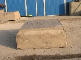 空腔内模